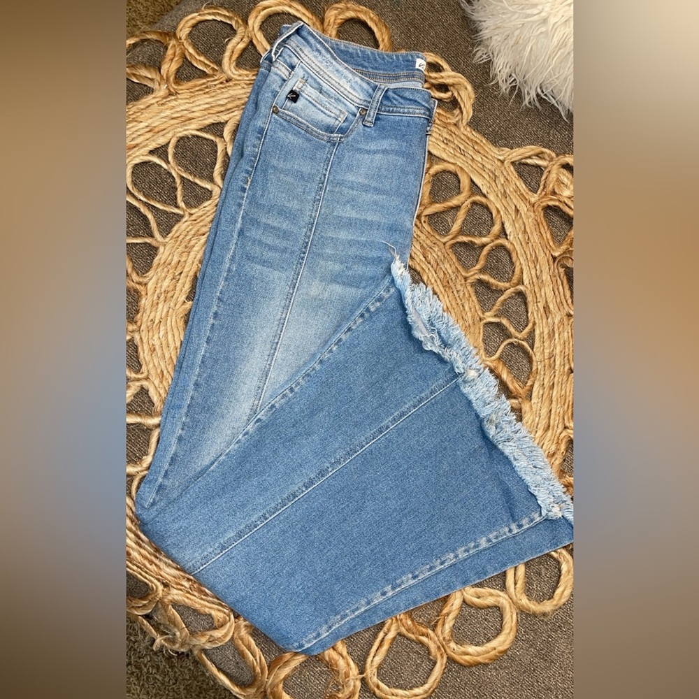 KanCan Light Blue Distressed Jeans